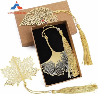 Maratás üreges virágos könyvjelzők